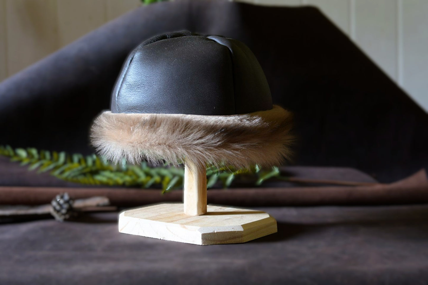 Bonnet en peau de chèvre retournée (shearling) – Taille S