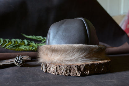 Bonnet en peau de chèvre retournée (shearling) – Taille S