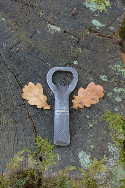 Décapsuleur forgé gravé n°2