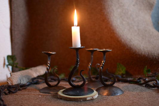 Bougeoirs du forgeron en fer forgé