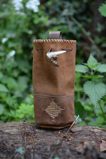 Bourse en daim & cuir de poisson