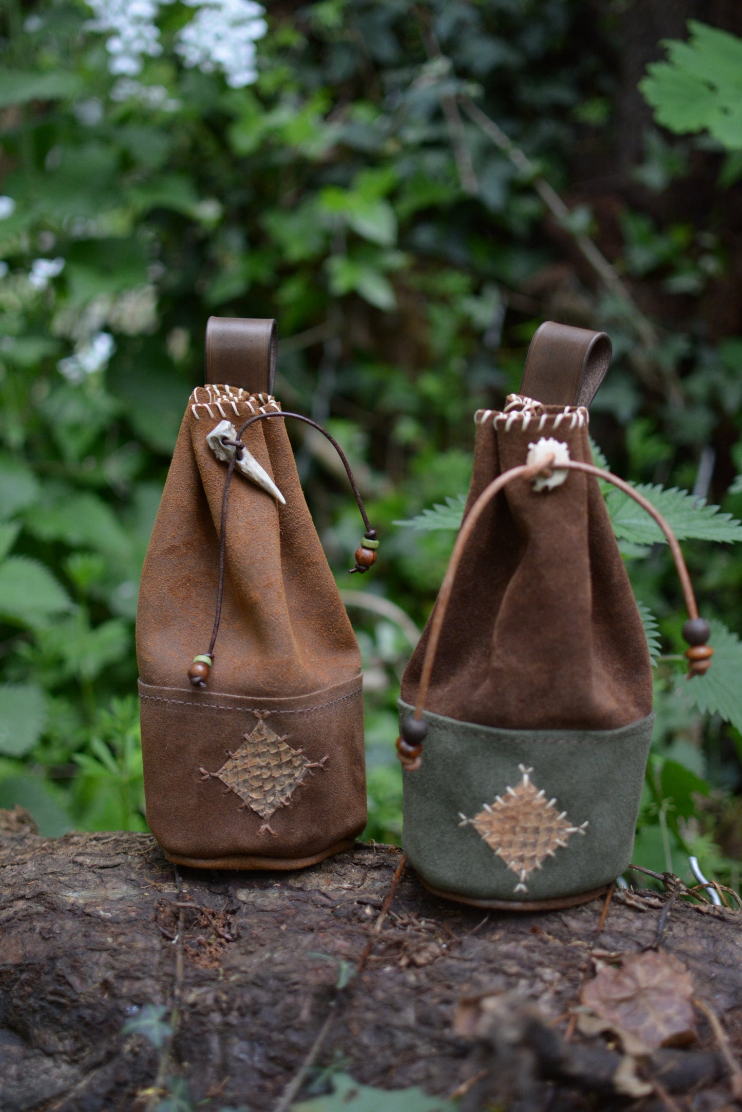 Bourse en daim & cuir de poisson