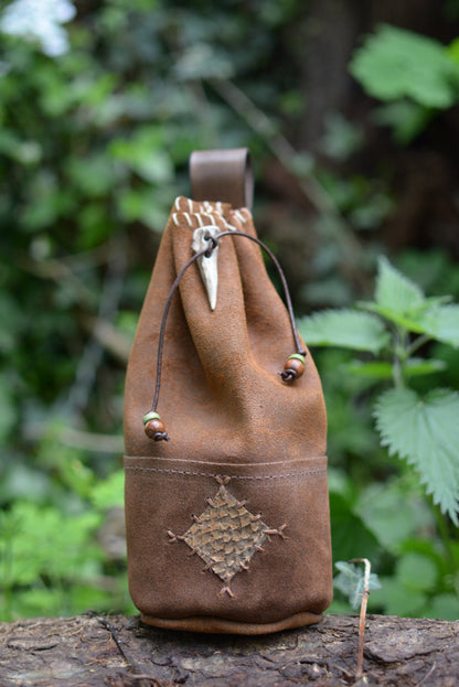 Bourse en daim & cuir de poisson