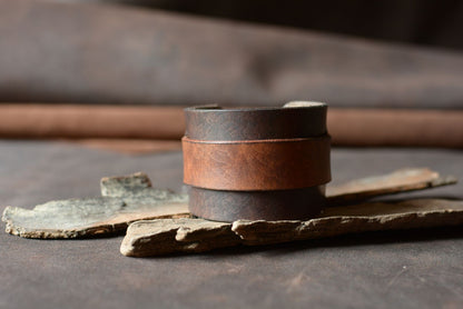 Bracelet de force cuir tannage végétal marron et havane — vue de face, made in France