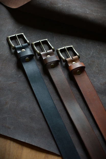 Ceinture cuir tannage végétal – 3 coloris noir, marron foncé, havane – Amrod & Gardarson
