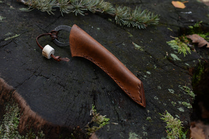 Petit couteau celte forgé