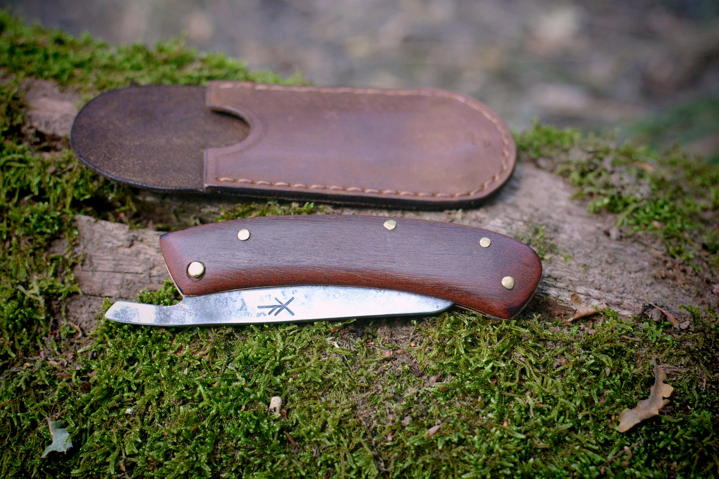 L'Andégave - Couteau pliant en acajou