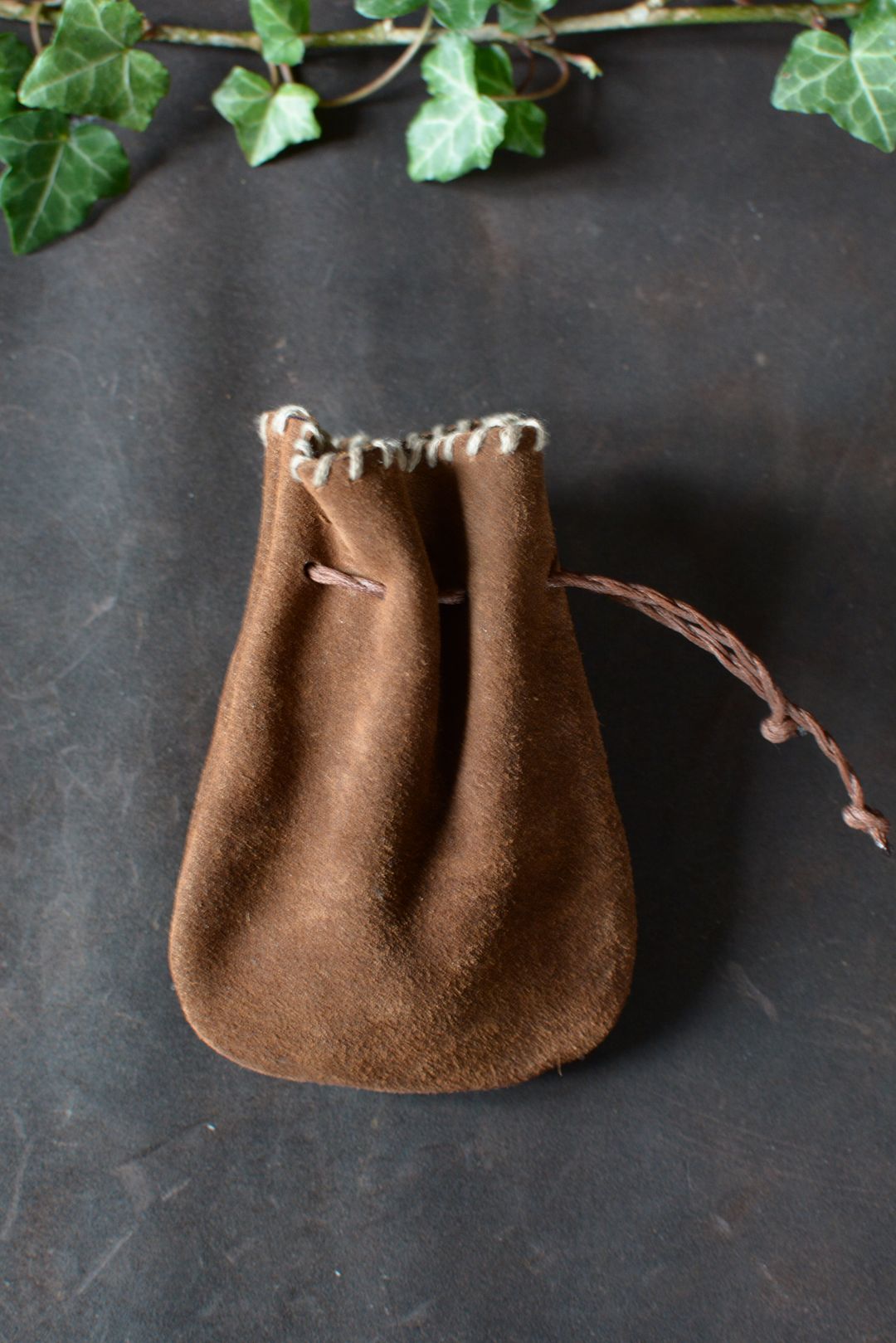 Bourse en cuir artisanale 14 x 9,5 cm – rangement kit briquet à percussion n°2