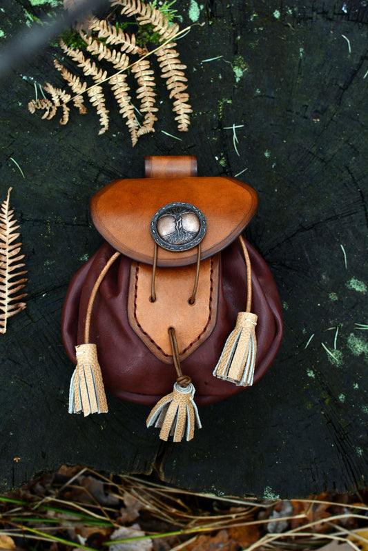 Sporran traditionnel écossais pourpre